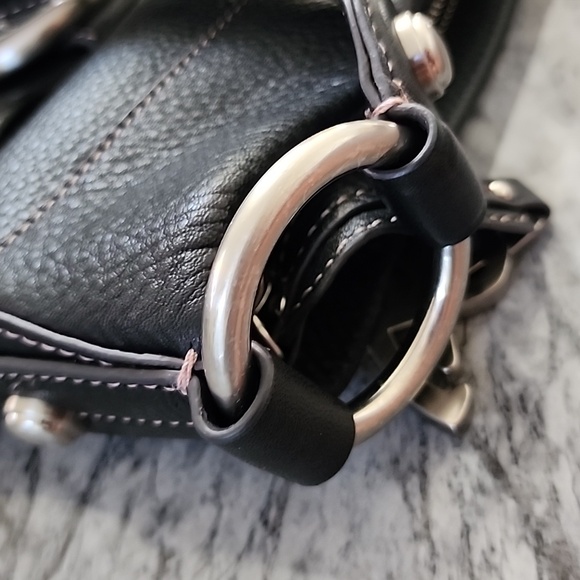 B. Makowsky Leather Crossbody in black leather vintage - Picture 15 of 16